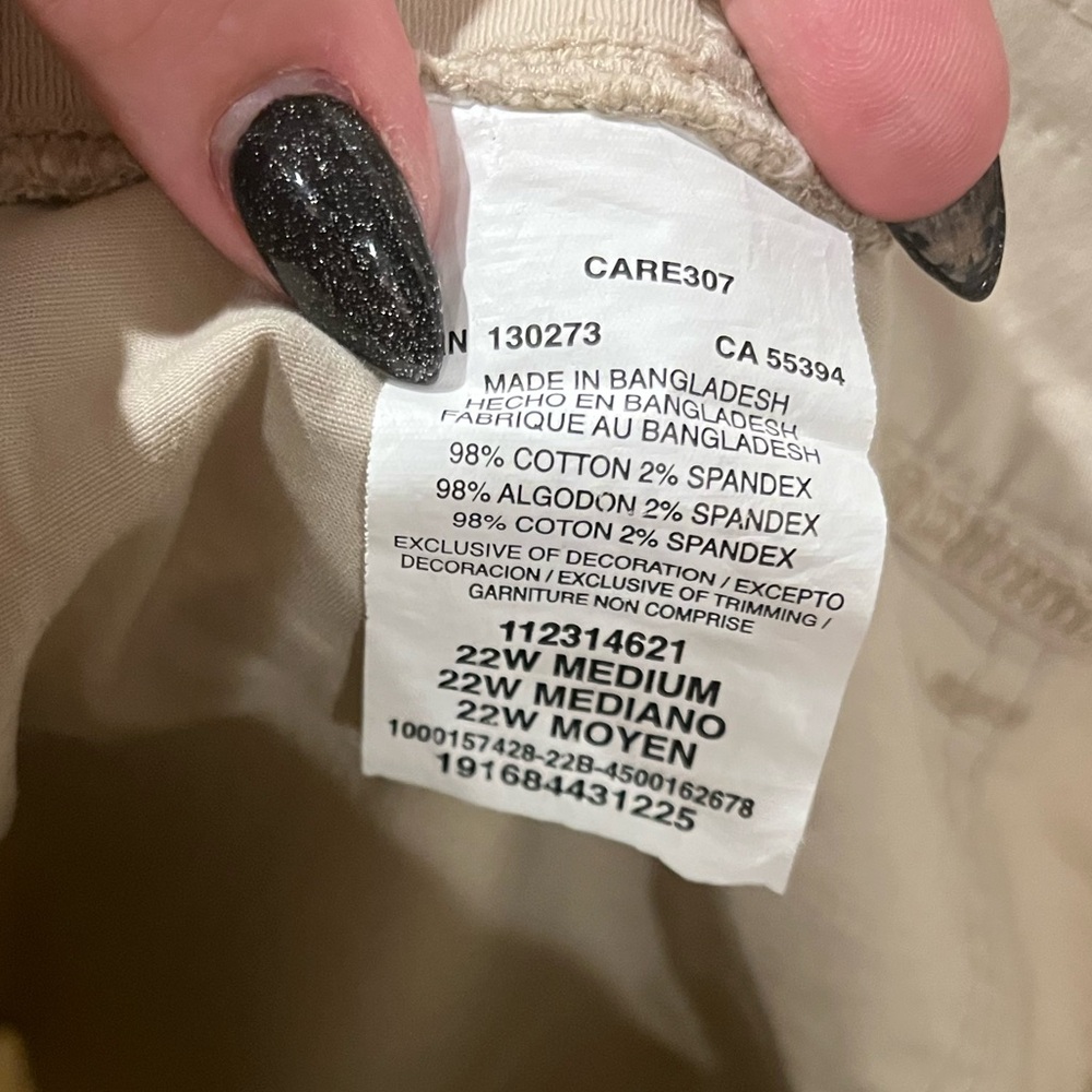 Lee Mid Rise Relaxed Fit Tan Capris Size 22W - Picture 4 of 7